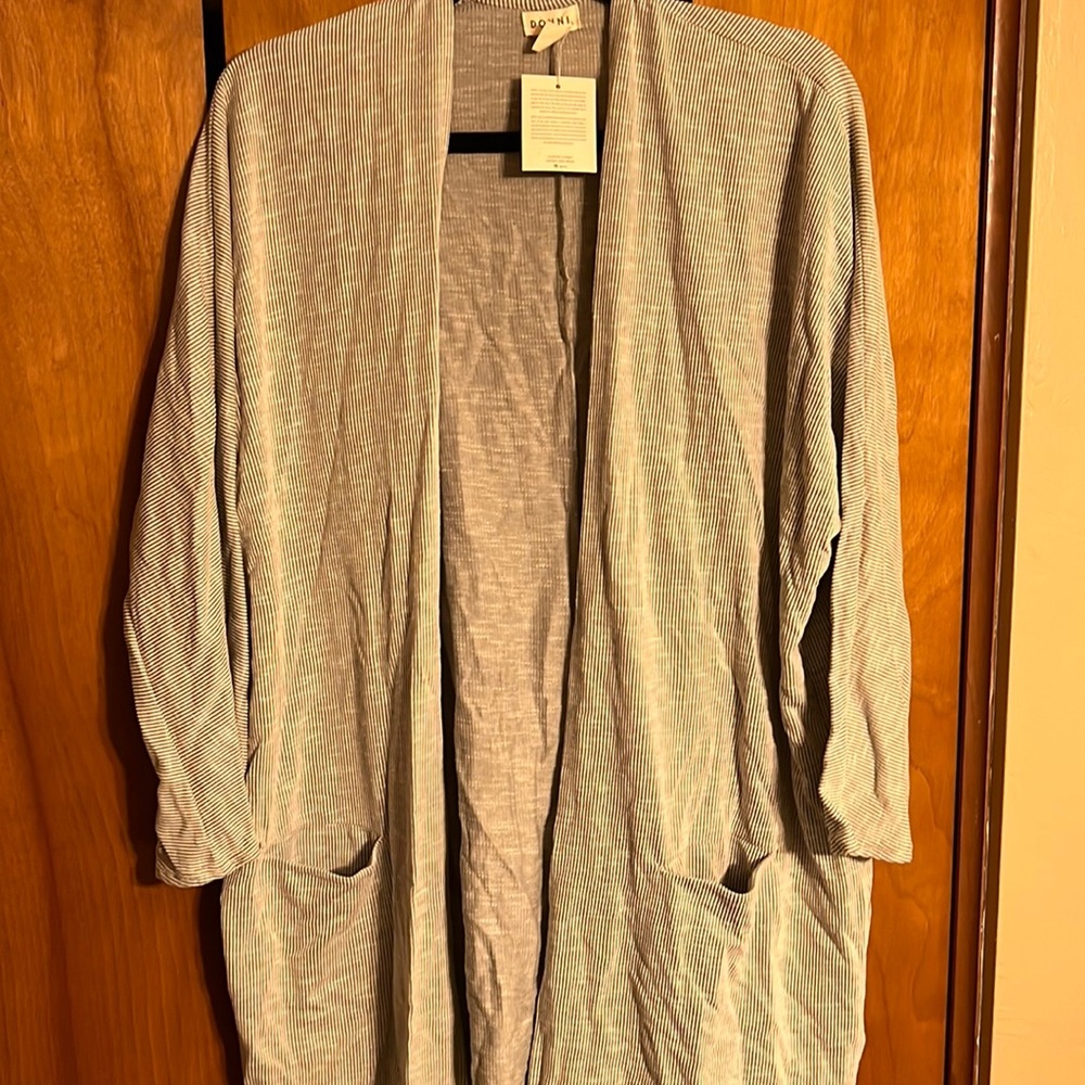 Brand new donni shrug